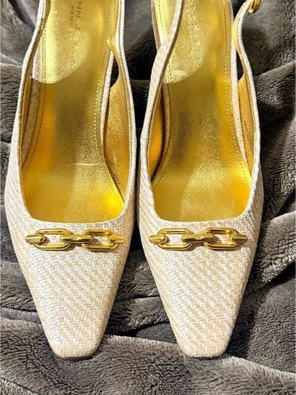 Donna Karan Pointed Toe Slingback Heels Cream US 8M